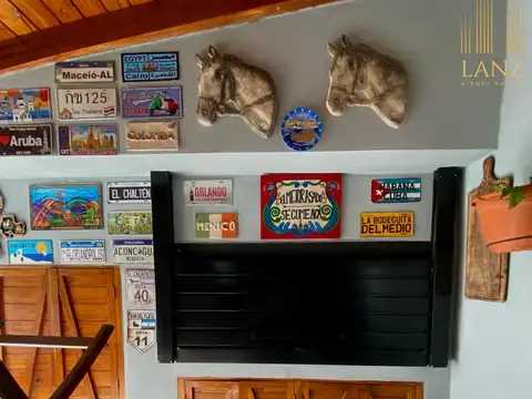 Casa en Venta con 2 cocheras