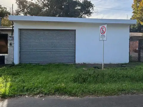 Local en Venta en Garin-Centro, USD 129.000
