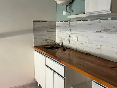Pasaje Gordillo 3851 , Piso 01