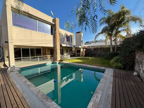 CASA EN VENTA, BARRIO PRIVADO DALVIAN, MENDOZA