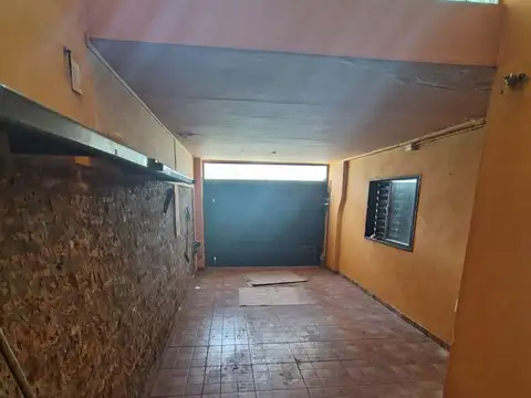 Intendente Biscayart 100