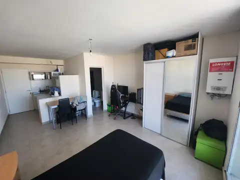 Departamento en Alquiler en República De La Sexta, $ 550.000