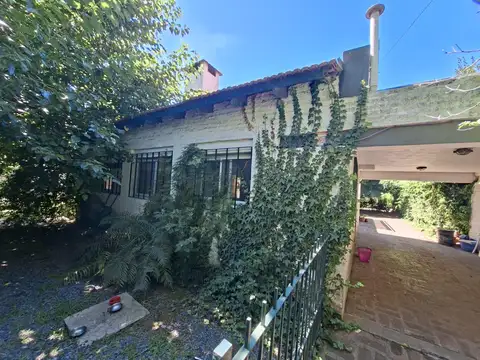 Casa en Venta en Manuel B Gonnet, USD 225.000