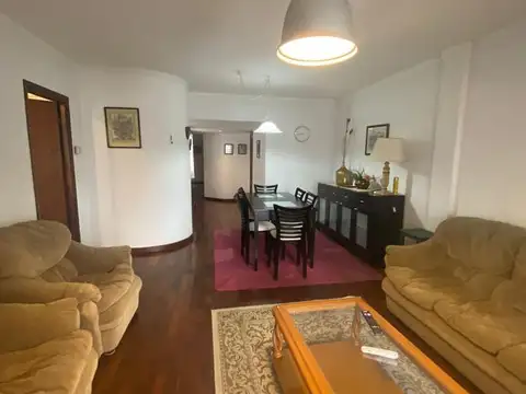 Departamento en Venta en Plaza Mitre, USD 170.000