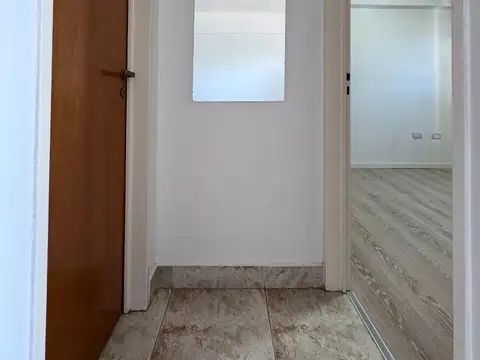 2 AMBIENTES CON BALCON.