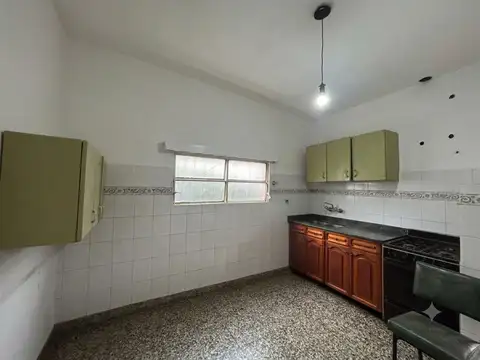 Maipu 1500