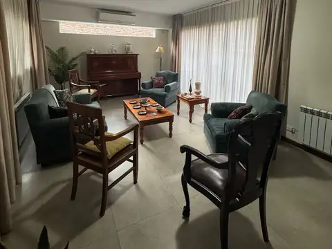 Casa en Venta de 6 dormitorios
