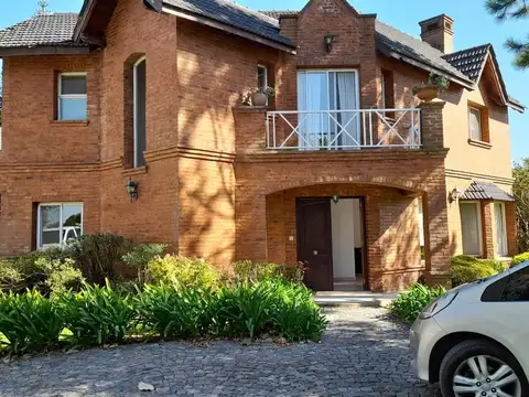 Casa en Alquiler 4 ambientes en Cardales Village - Campana