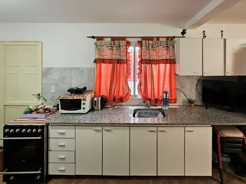 MONOAMBIENTE DIVISIBLE EN CASTELAR