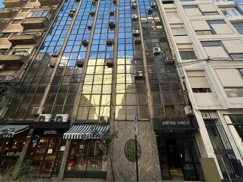 Venta 2 Oficinas juntas en Rosario Centro.  Santa Fe y Corrientes.  Al frente.