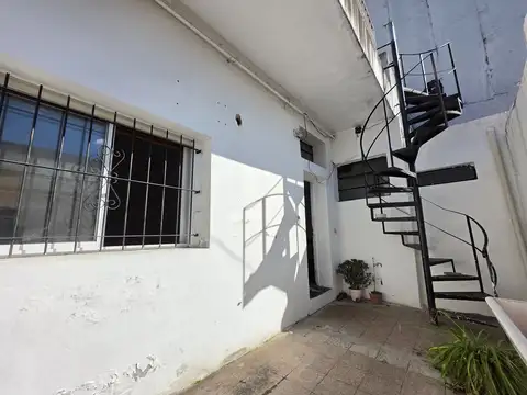 Depto Tipo Casa en Venta de 5 dormitorios