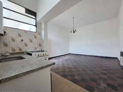E. Garzon 5582- 1-2 y 3 ambientes en 1 unidades funcional!