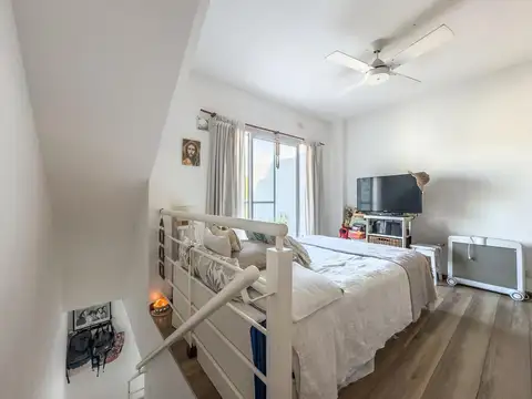 Depto Tipo Casa 2 ambientes con 1 baño