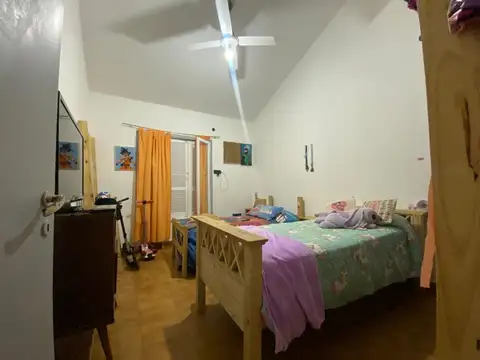 Casa 7 ambientes con 5 baños