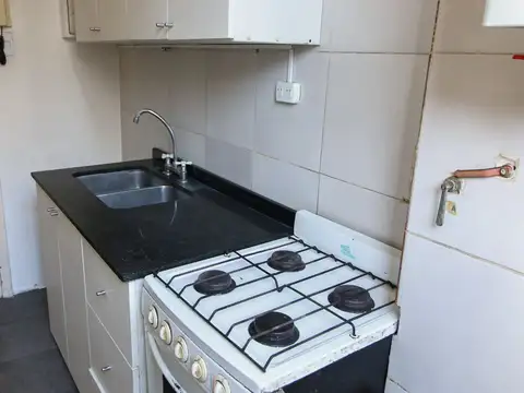 Depto Tipo Casa en Venta 70 años