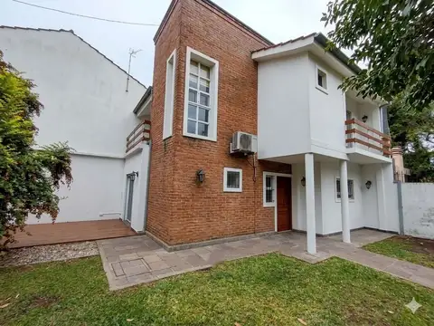 Casa - Venta - Argentina, San Miguel - Sourdeaux 2298
