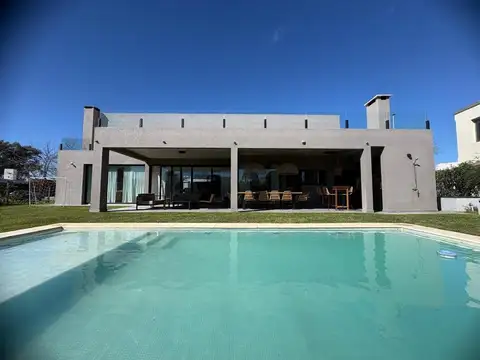 CASA EN ALQUILER TEMPORAL HARAS SANTA MARÍA