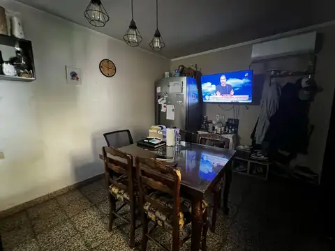 Casa a 150 mts de avenida principal en venta, General Las Heras
