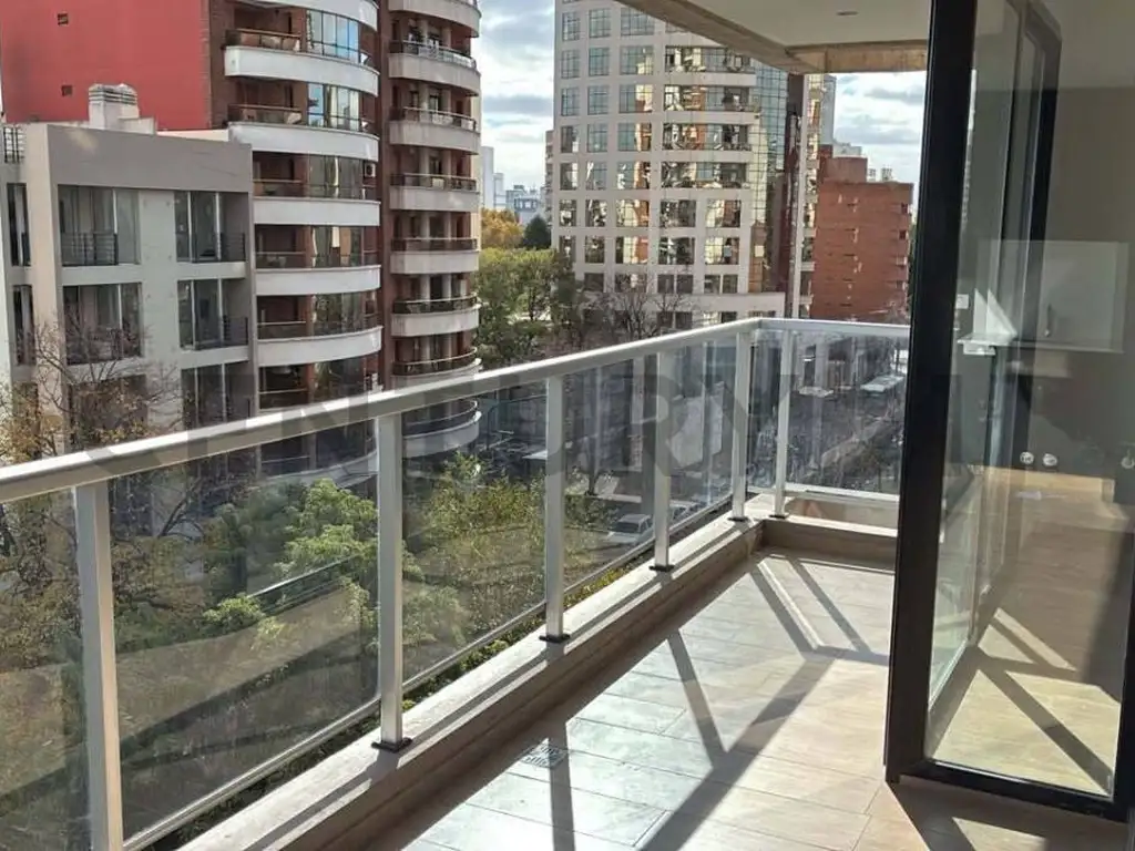 Calle 44 entre 14 y 15 , Piso 0