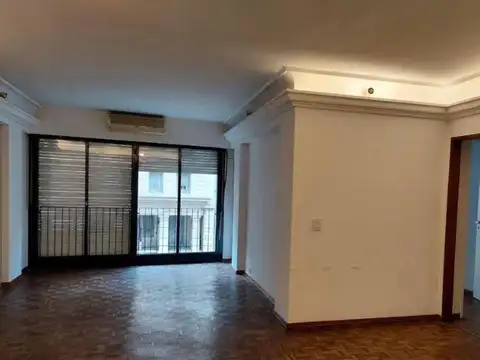Avenida Rivadavia y Fragata Presidente Sarmiento