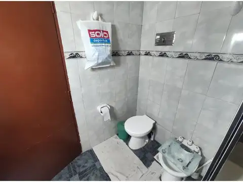 Azara entre Alem y Aristóbulo del Valle