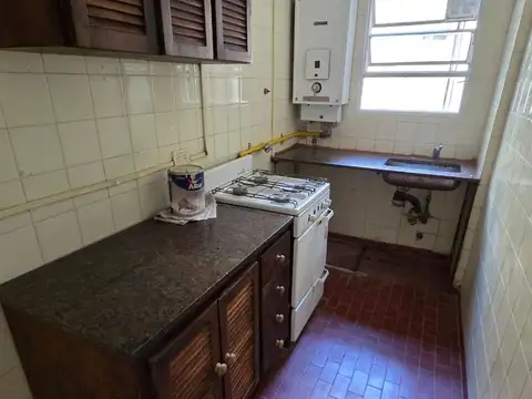 Venta depto 3 ambientes con balcón en Caballito