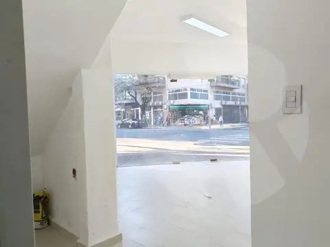 Alquiler Comercial en Villa Devoto. Excelente local a estrenar