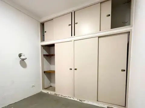 Alvarez Thomas 1100