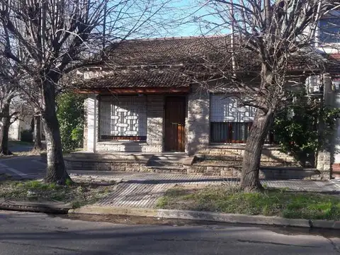 AVENIDA FERNANDEZ al 1100