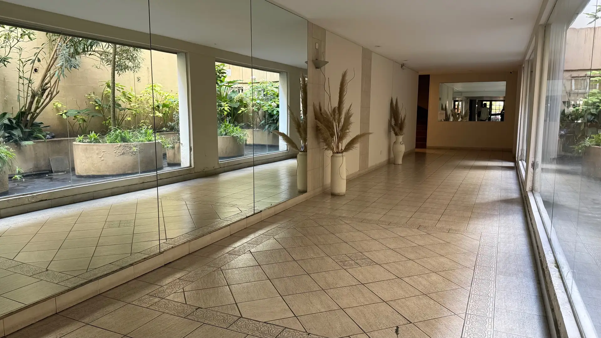 Departamento de 3 ambientes con balcón y dos baños completos