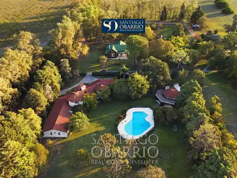 Excelente campo con acceso mejorado, ideal para hotel, o haras de lujo. 18 hectáreas