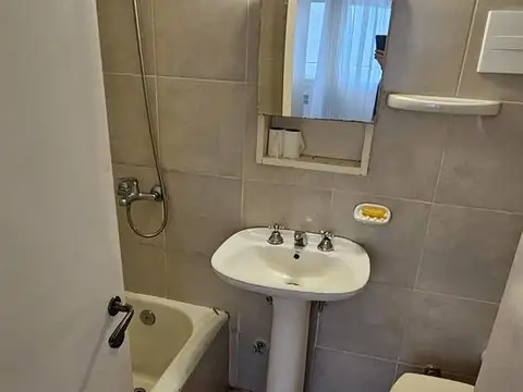 Departamento en Alquiler en Barrio Norte, $ 550.000