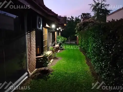 Casa en Alquiler Temporal con 2 cocheras