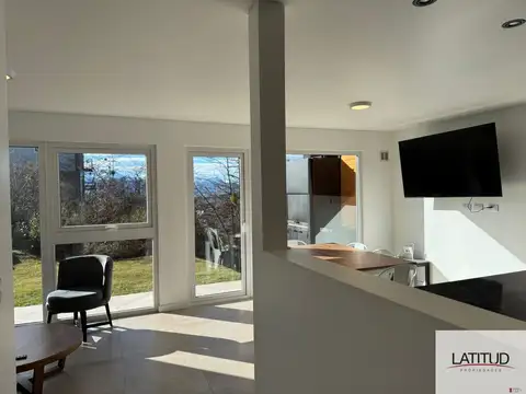 Dúplex de 2 dormitorios con patio y cochera en Terrazas del Fin del Mundo