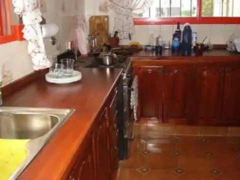 Casa en Venta en Mar del Tuyu, USD 148.000