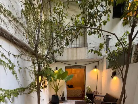 En Venta Depto 2 Amb Refaccionado con 2 Patios en Recoleta