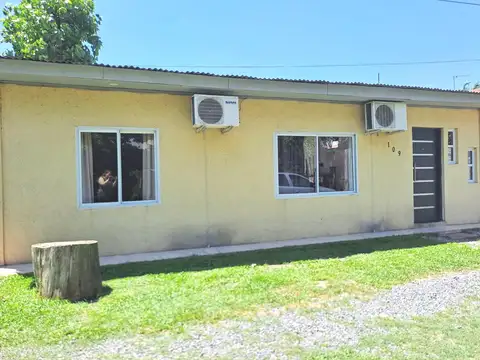 Casa 3 ambientes con 1 baño