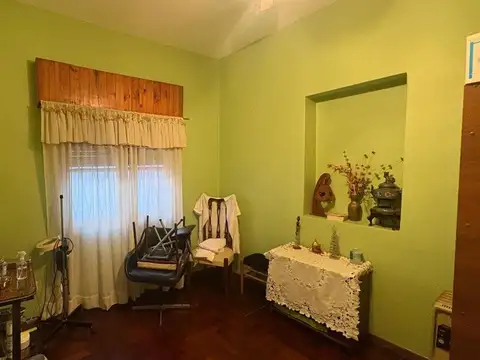 Casa 4 ambientes con 1 baño