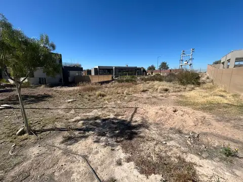 Terreno en Venta 32  mts Fondo