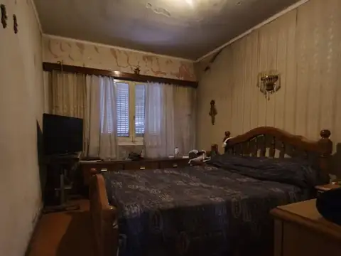 CÓMODA VIVIENDA 3 DORMITORIOS BARRIO SANTA ANA.