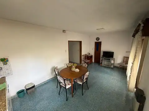 Casa en Venta en Temperley, USD 90.000