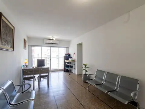 Departamento 4 ambientes con 2 baños