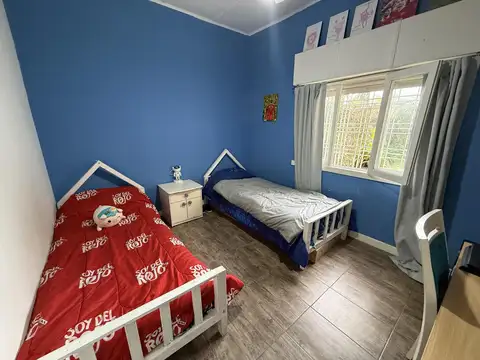 Casa de 3 amb. con cochera a la venta en Cañuelas - APTO CREDITO