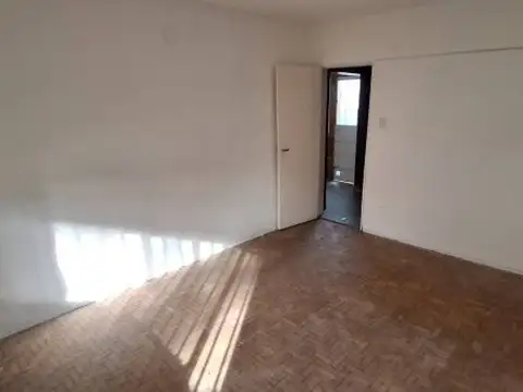 Perdriel 1200 , Piso 0
