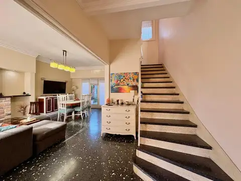 Depto Tipo Casa en Venta de 4 ambientes