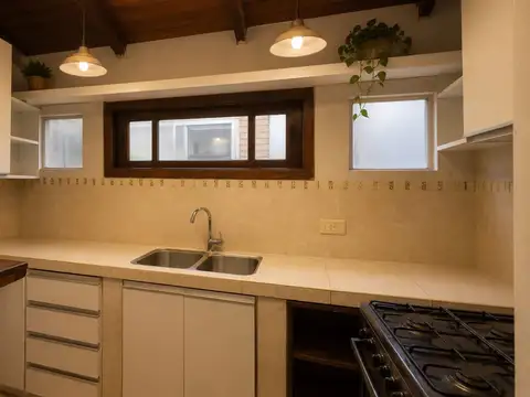 Depto Tipo Casa en Venta de 4 dormitorios