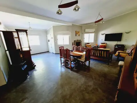Casa en Venta en Juana Koslay, USD 220.000