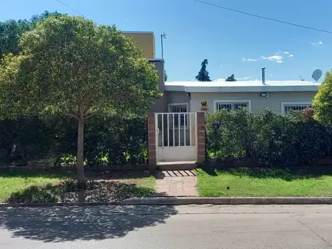 Casa en venta en Juana Koslay