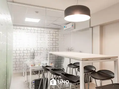 Oficina en Venta con 1 cochera