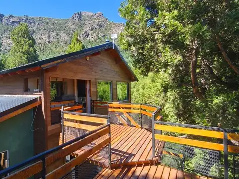 Casa 4 ambientes con 2 baños